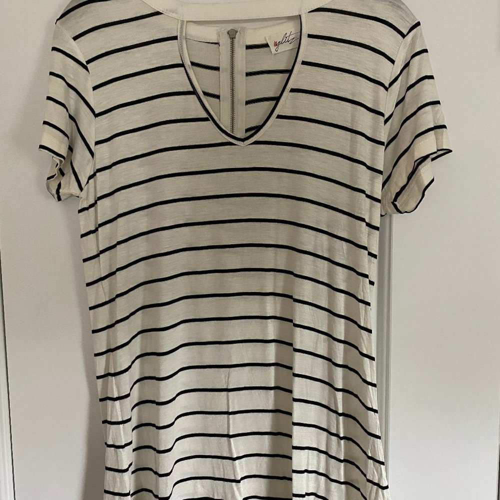 Women's Essential Striped T-Shirt
